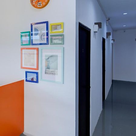 Super Oyo Capital O 93076 Batam Backpacker Guesthouse 2 Pembunuh 외부 사진