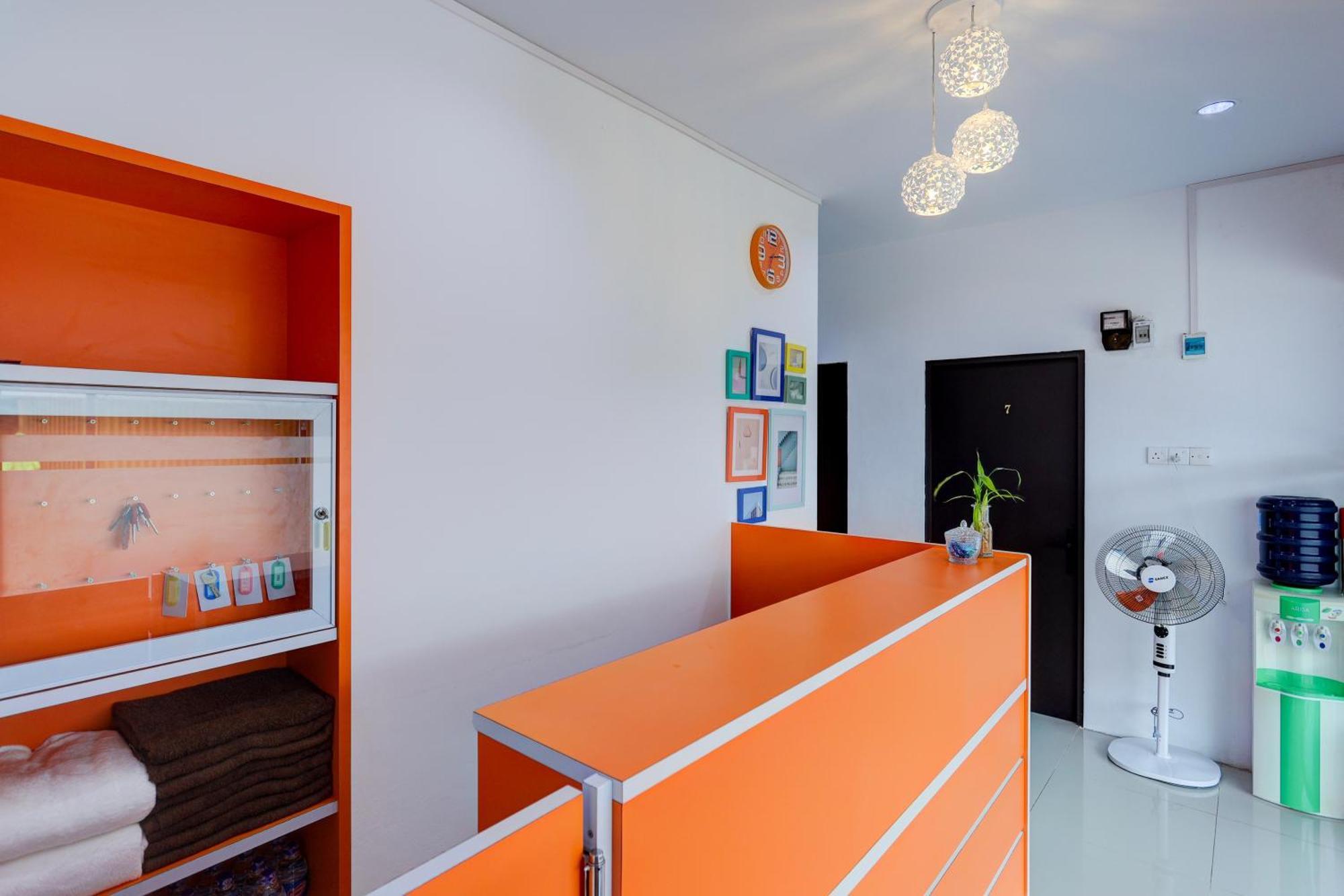 Super Oyo Capital O 93076 Batam Backpacker Guesthouse 2 Pembunuh 외부 사진
