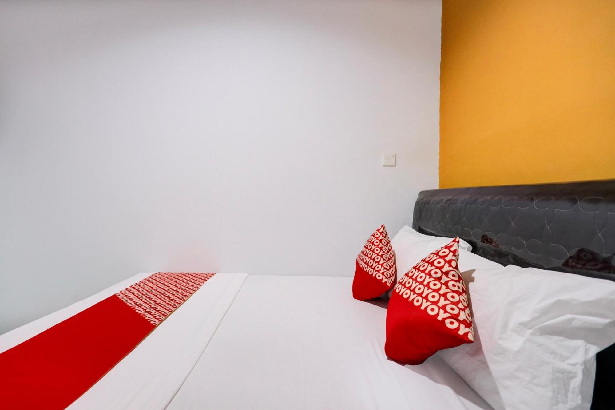 Super Oyo Capital O 93076 Batam Backpacker Guesthouse 2 Pembunuh 외부 사진